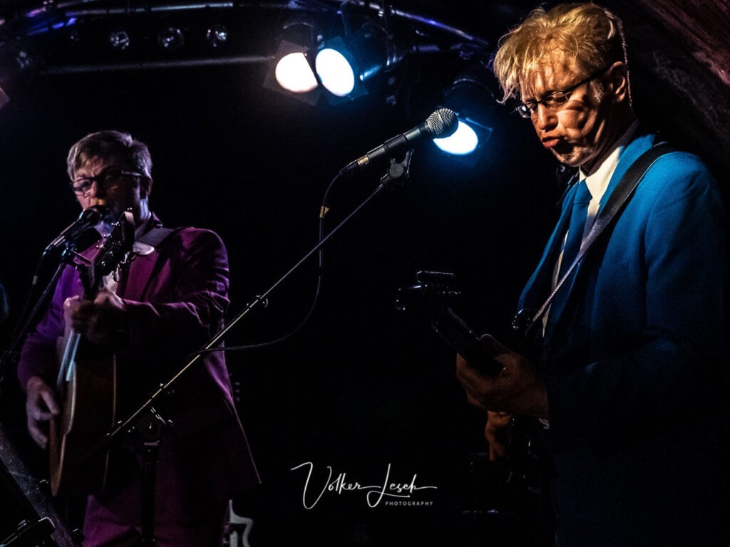 Mike Fink & Tom Reif - The Barflies